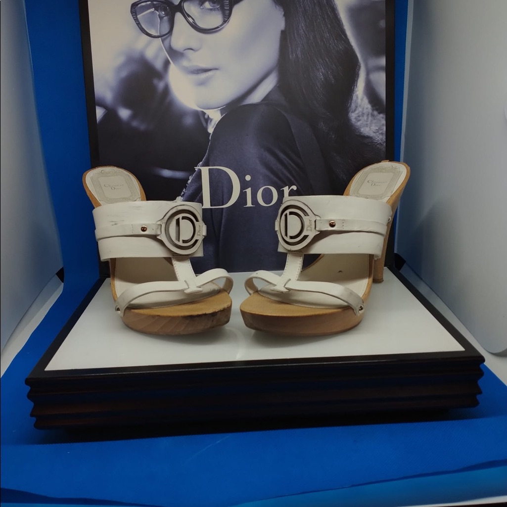Christian Dior Leather & Wooden Pumps Heels 35